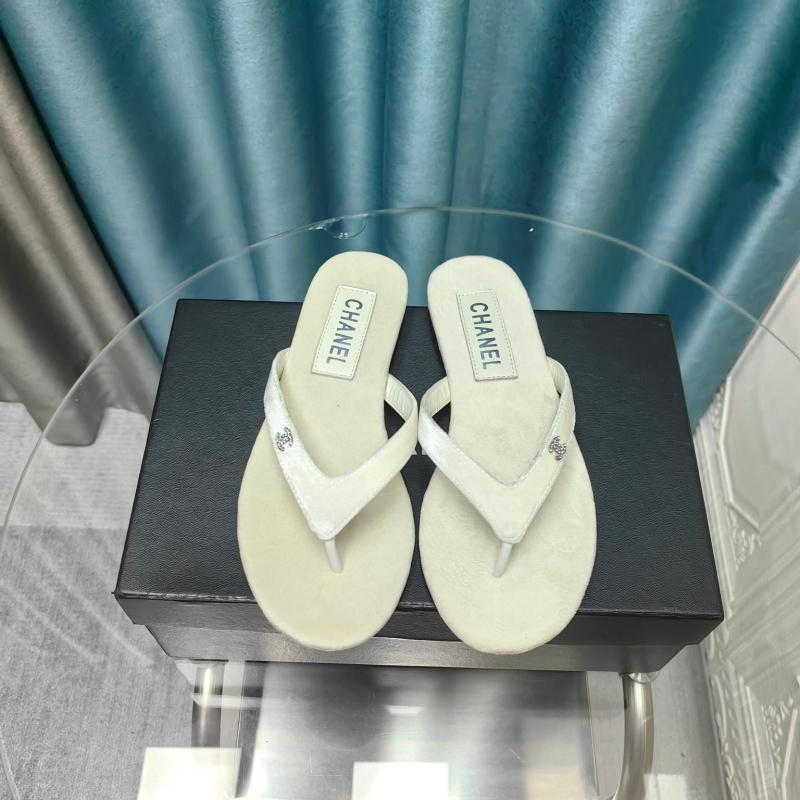 Ch*el slippers
